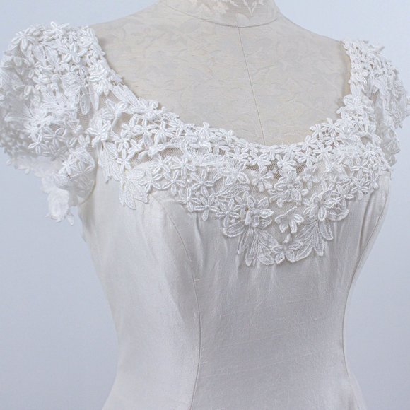 Wedding Dress Vintage 70s 4 6 Floral Lace Princess Gown White Boho Full A-line - Picture 9 of 14